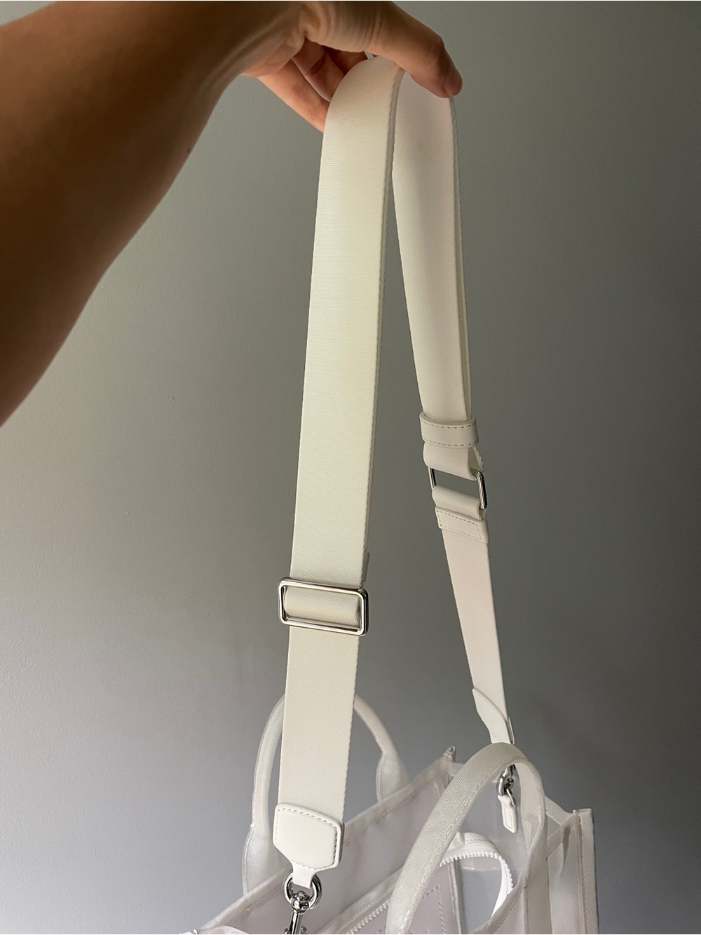 Marc Jacobs White Clear PVC 'The Tote Bag' with White Trim - Picture 5 of 13